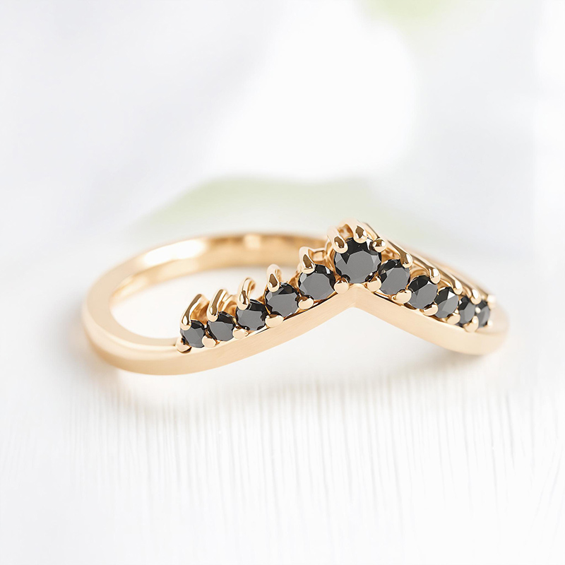 0.2CT V-shaped Round Cut VVS Moissanite S925 Silver Wedding Band