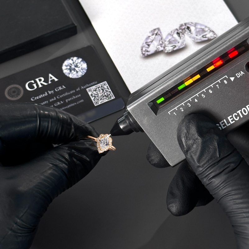 1.67CT Pear & Round Cut VVS Moissanite S925 Silver Engagement Ring 1.67CT Pear & Round Cut VVS Moissanite S925 Silver Engagement Ring