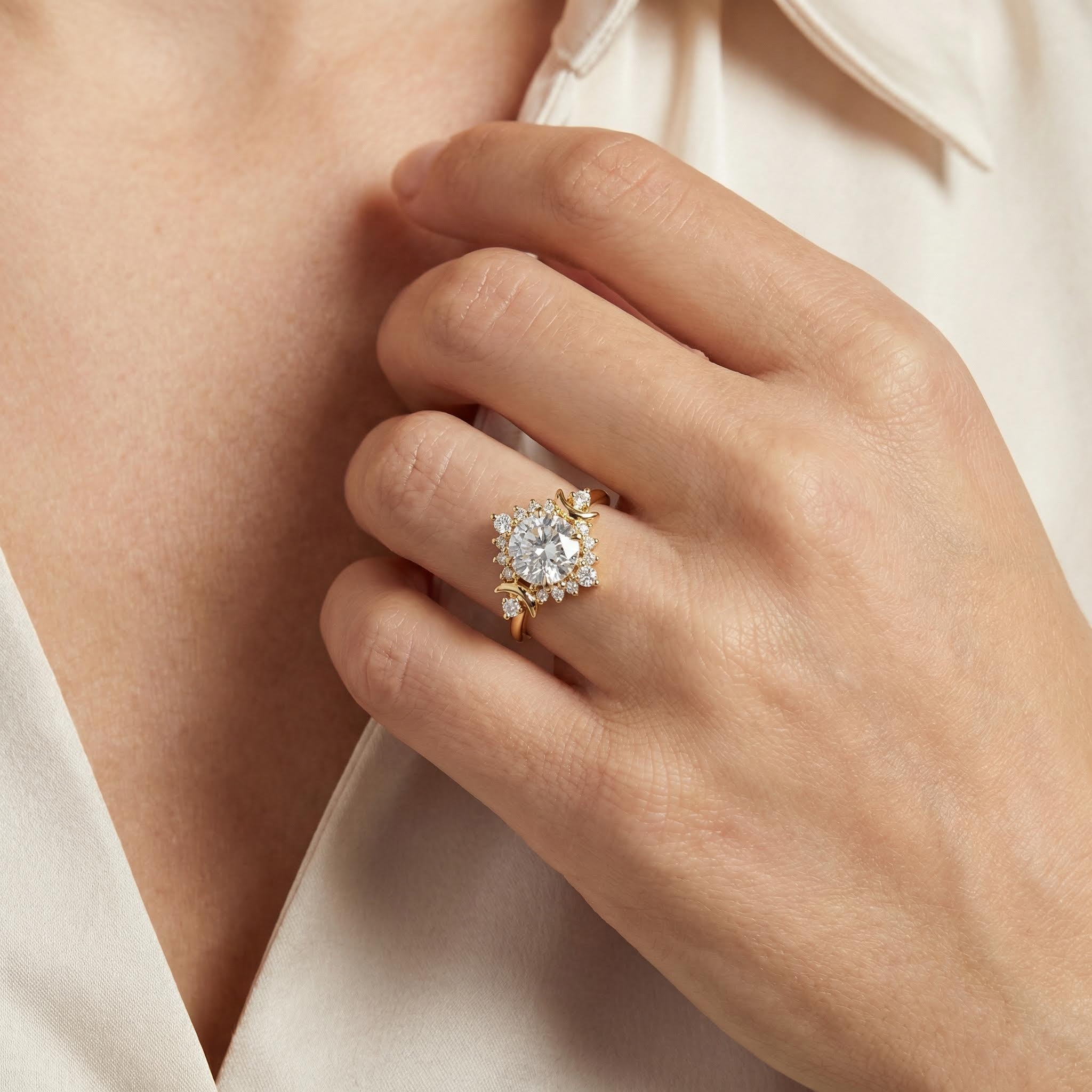 1.17CT Moon Goddess Hola Round Cut VVS Moissanite S925 Silver Engagement Ring 1.17CT Moon Goddess Hola Round Cut VVS Moissanite S925 Silver Engagement Ring