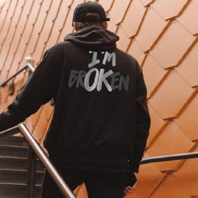 I'm Broken Letter Print Casual Hoodie