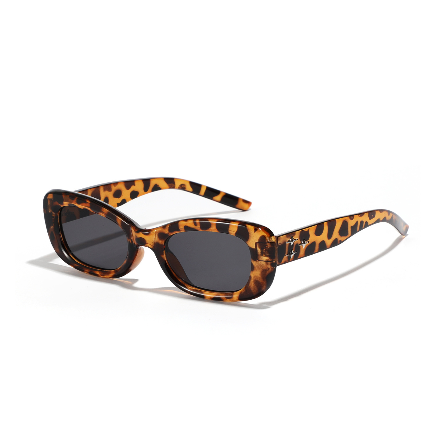 Retro Personality Rivets Square Frame Sunglasses
