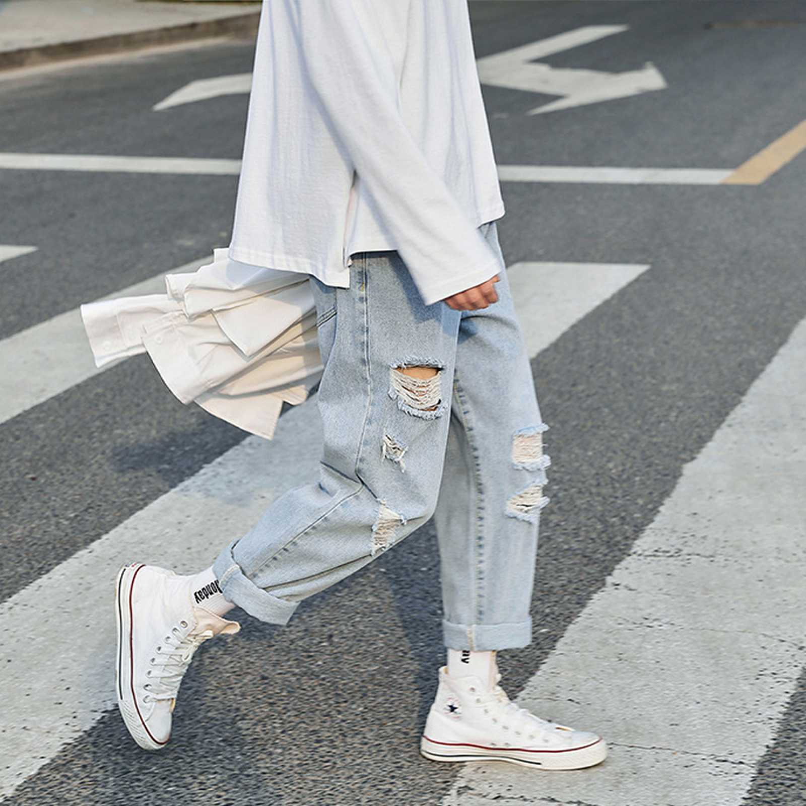 Ripped Street Cropped Jeans