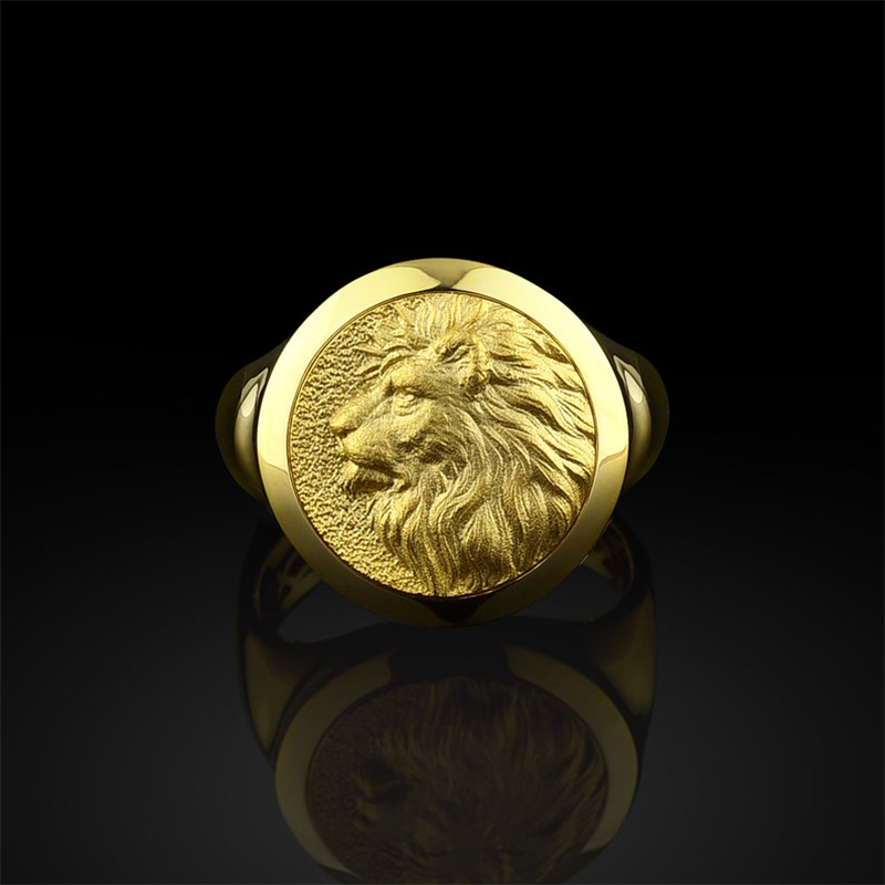 Wild Lion Signet Ring in Gold Wild Lion Signet Ring in Gold