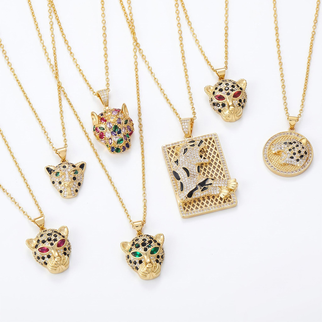 Iced Roaring Leopard Round Pendant in Gold