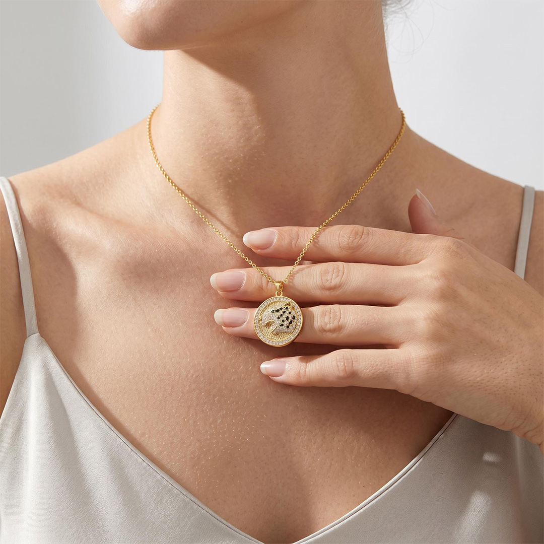 Iced Roaring Leopard Round Pendant in Gold