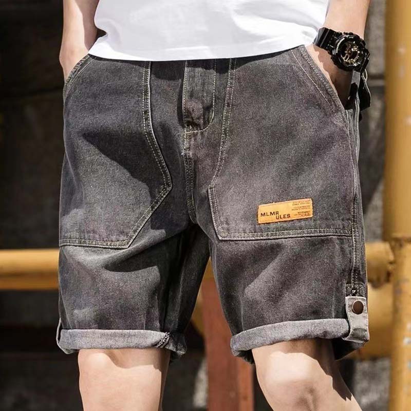 Nameplate Embroidered Cargo Shorts