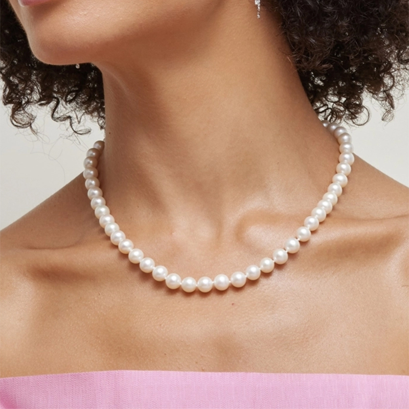 8-8.5mm White Freshwater Pearl Necklace