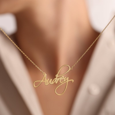 Personalized Name Necklace in Gold