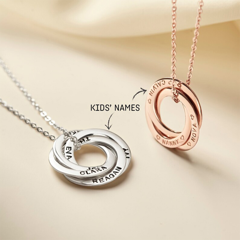 Personalized Interwoven Rings Necklace With Names
