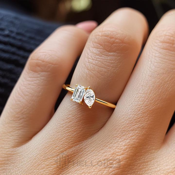 0.5CT Emerald & Marquise  Cut VVS Moissanite S925 Silver Engagement Ring