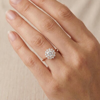 1.36CT Sunflower Round Cut VVS Moissanite S925 Silver Engagement Ring