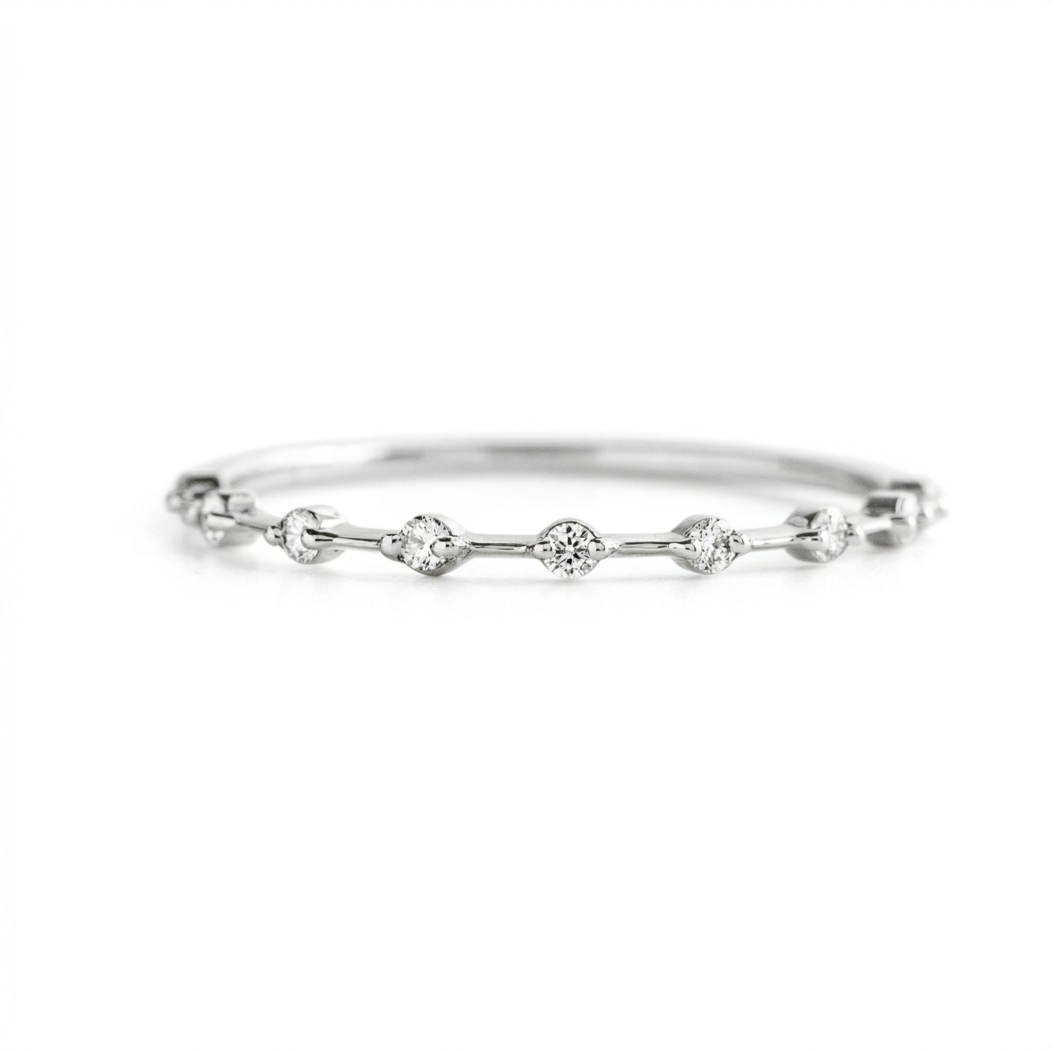0.135CT Round Cut VVS Moissanite S925 Silver Wedding Band