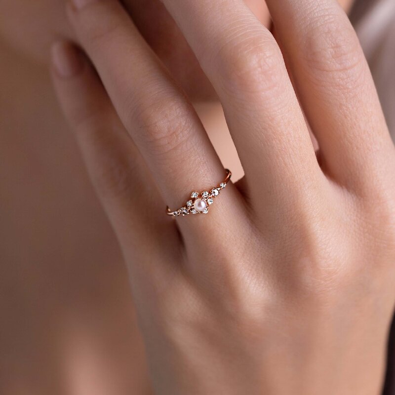 Fashion Flower Halo Pearl Weeding Ring