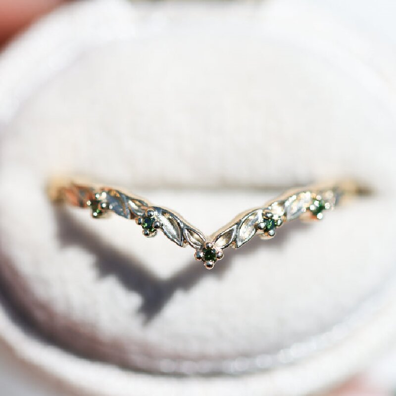 Ice V-shape Leaf Engagement Band Ring