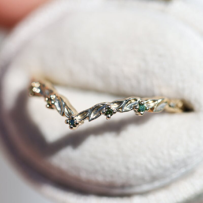 Ice V-shape Leaf Engagement Band Ring