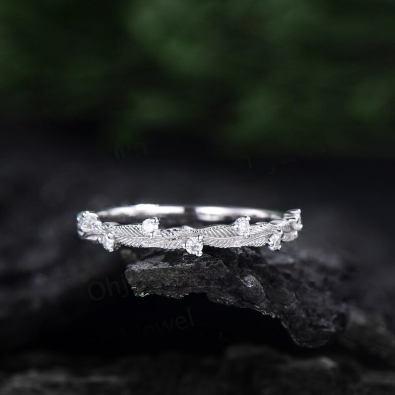 Iced Vintage Twig Branches Band Ring