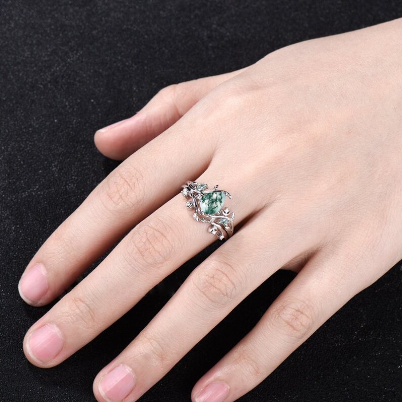 Pear Cut Green Moss Agate Leaf Vine Engagement Ring Set