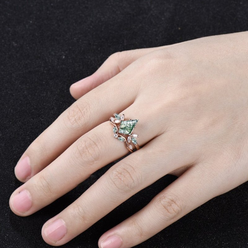 Kite Cut Green Moss Agate Cluster Engagement Ring Set