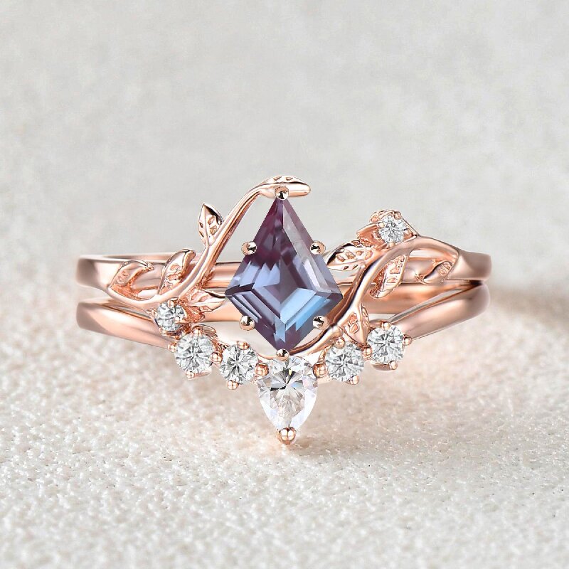 Kite Cut Leaf Vine Engagement Ring Set