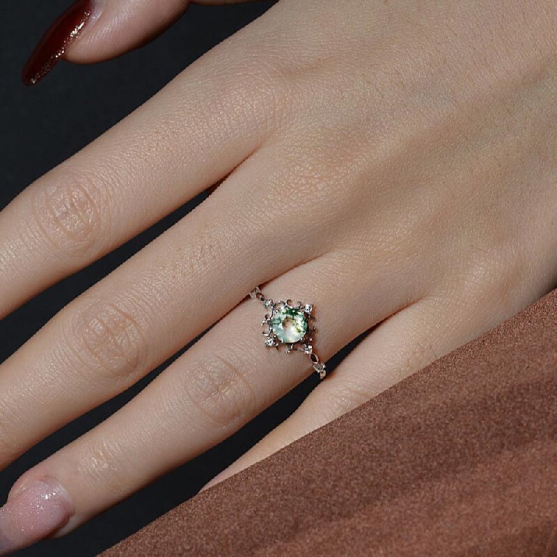 Vintage Round Cut Moss Agate Engagement Ring