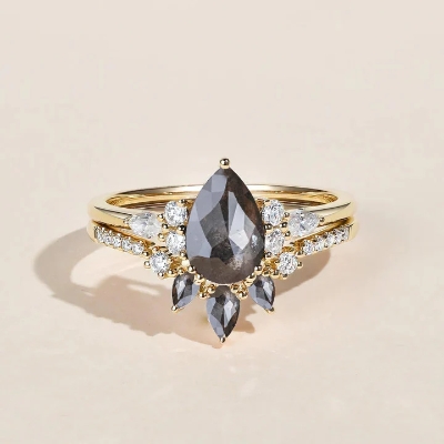 Pear Cut Salt and Pepper Diamonds Engagement Ring Set
