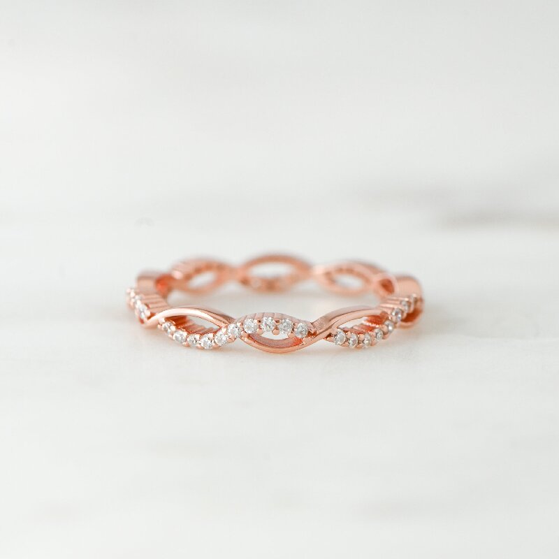 Infinity Twist Weeding Band