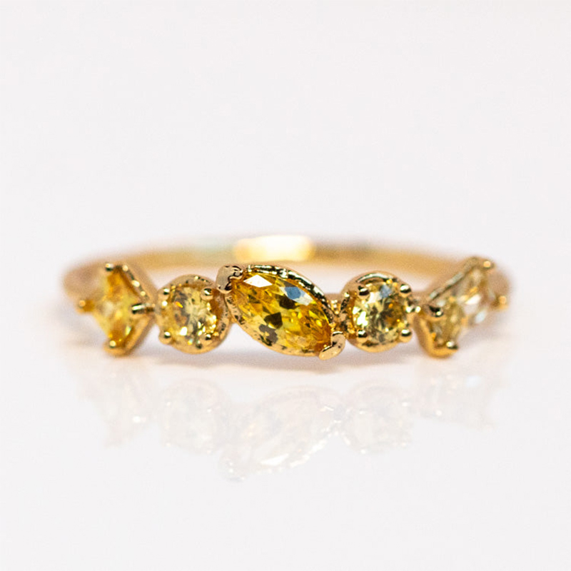 18K Gold Irregular Colourful Diamond Rings