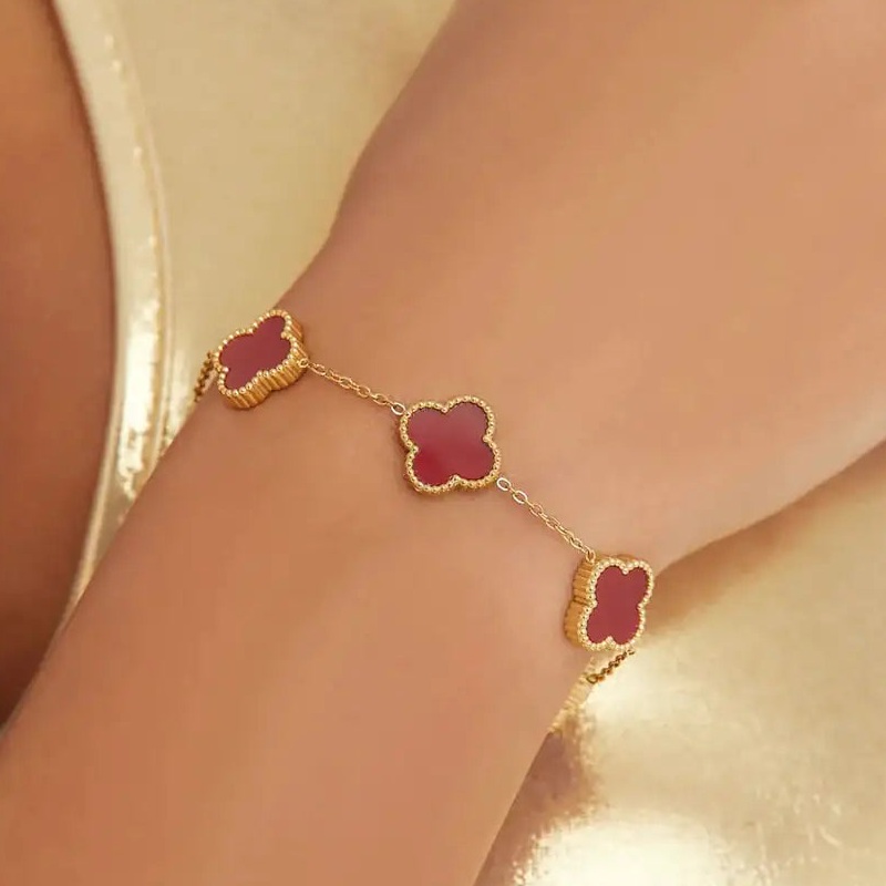 Classic Four-Leaf Bracelet