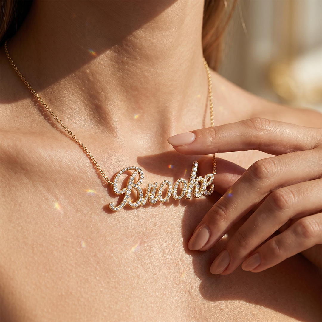 Script Nameplate Diamond Necklace