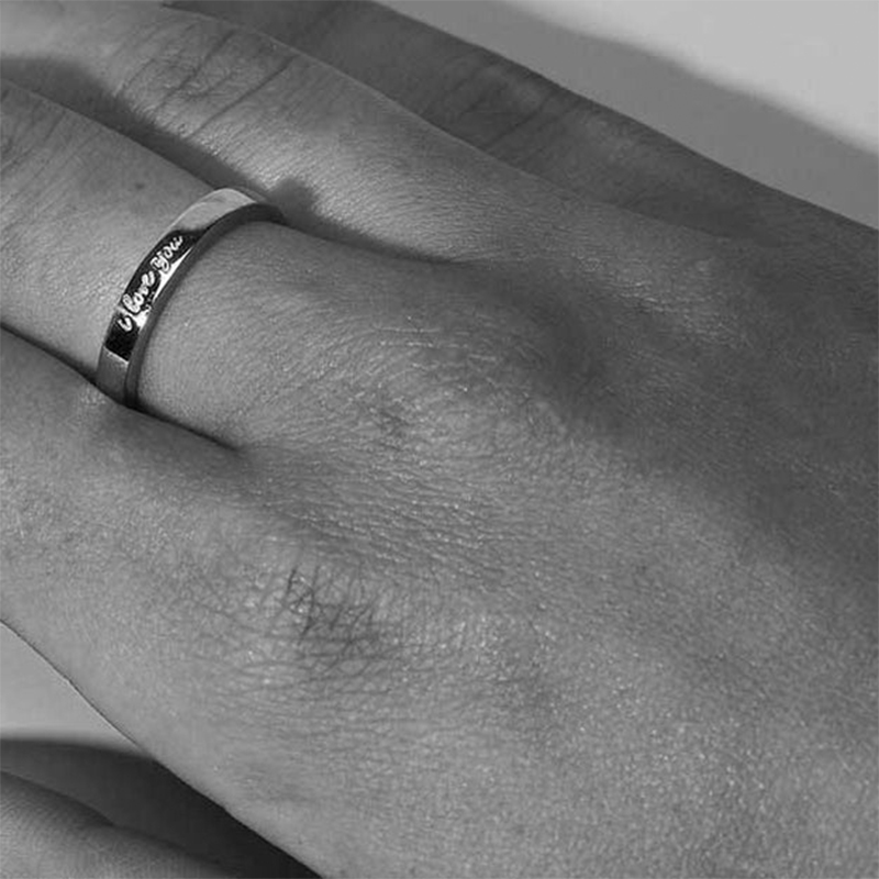 Engraved "I Love You Mama" Ring