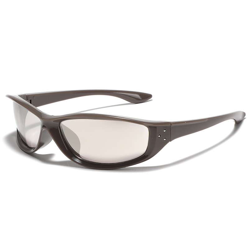 Y2K Retro Millennium Style Rivet Square Sunglasses