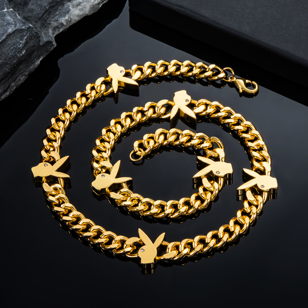 8mm Bunny Heads Cuban Chain in Gold