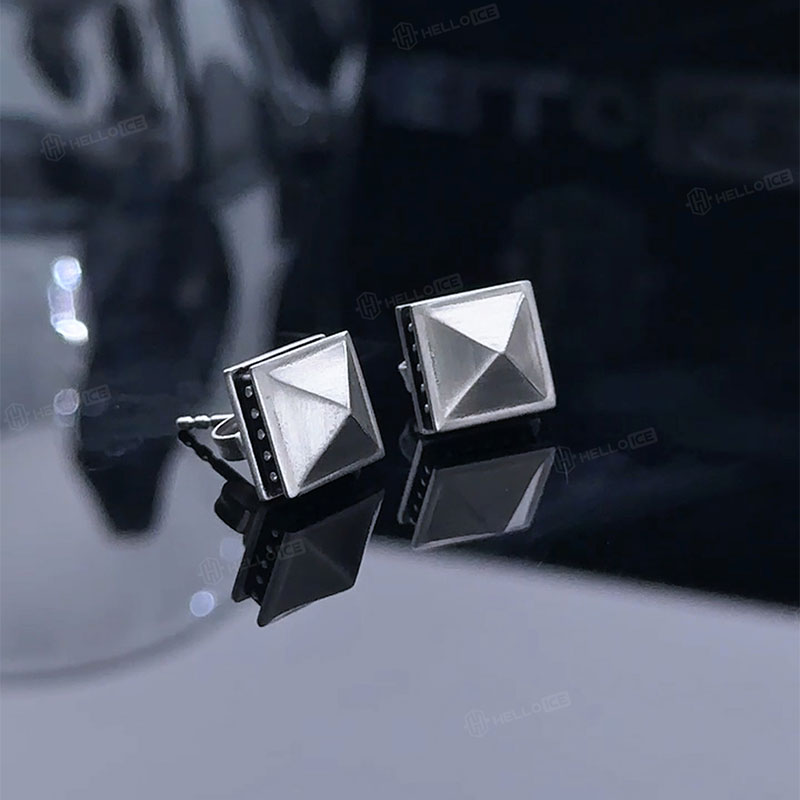 Pyramid Stud Earrings in White Gold