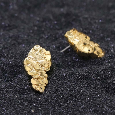 Couple Nugget Earrings in Gold