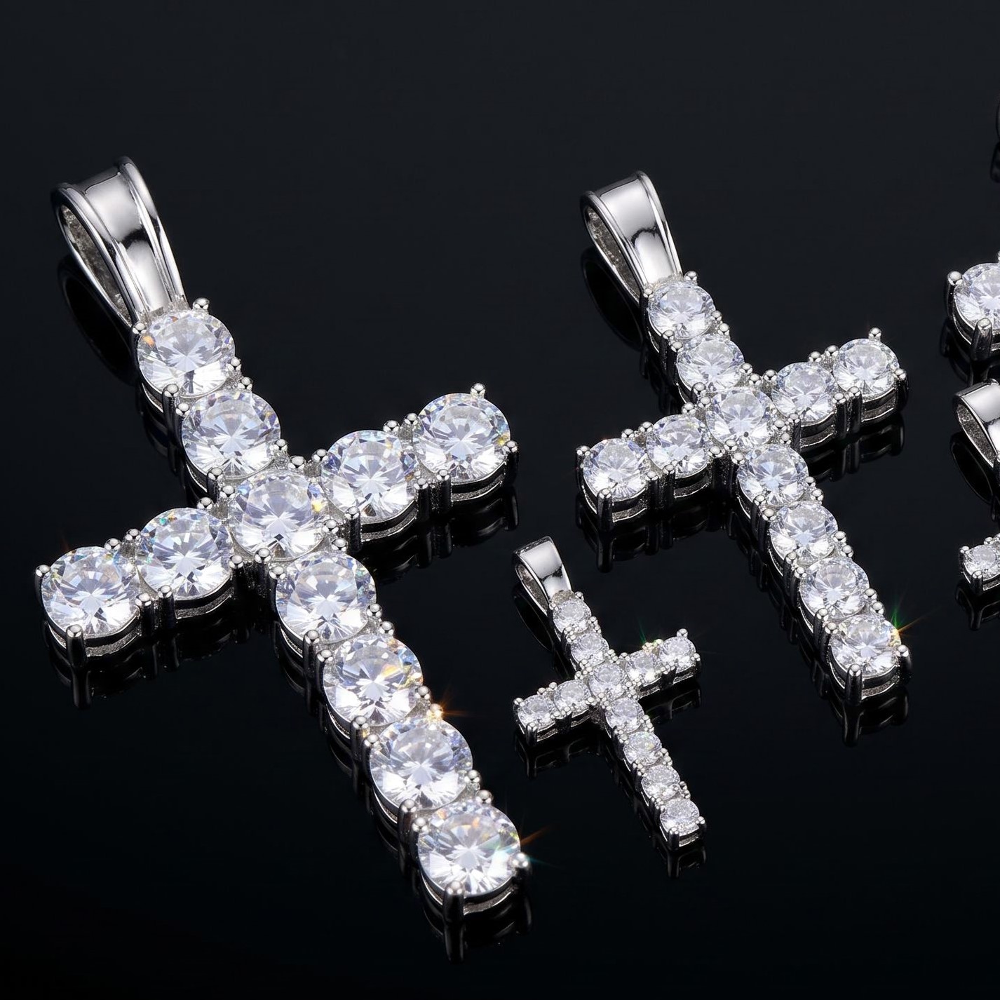 S925 Sterling Silver Moissanite Cross Pendant - White/Golden