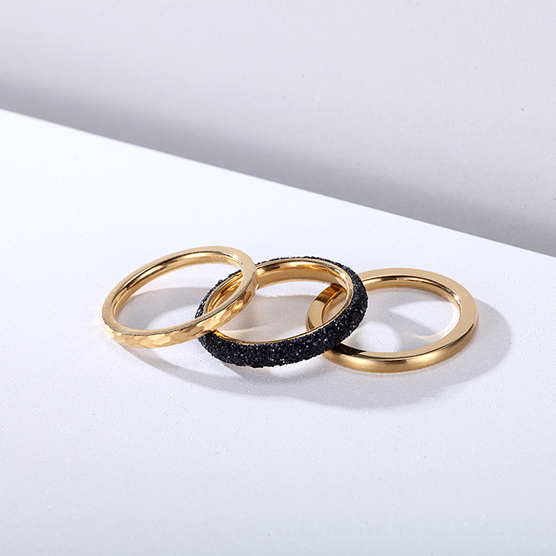 Black Stardust 3pcs Ring in Gold