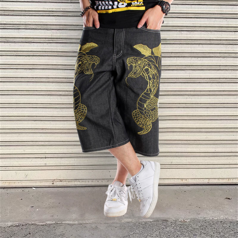 Hip Hop Embroidered 7-Point Denim Shorts