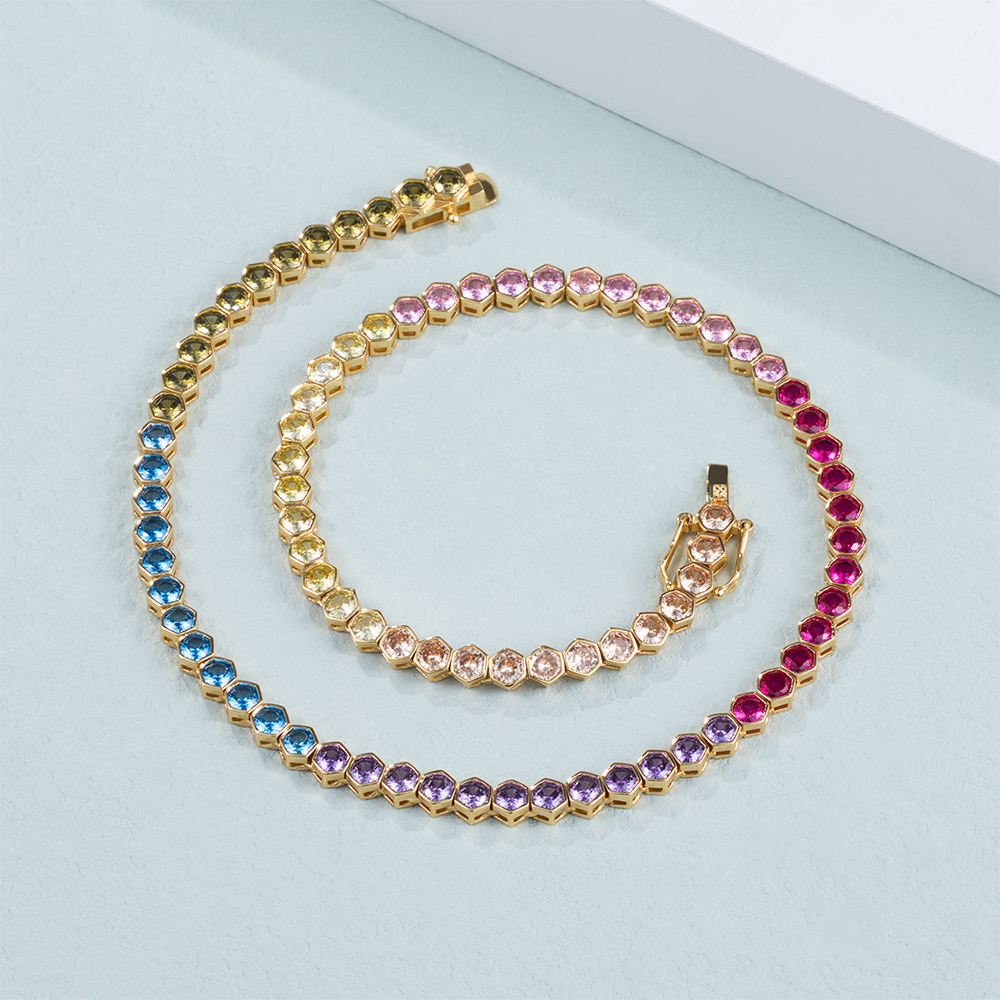 4mm Rainbow Hexagon Link Chain in Gold