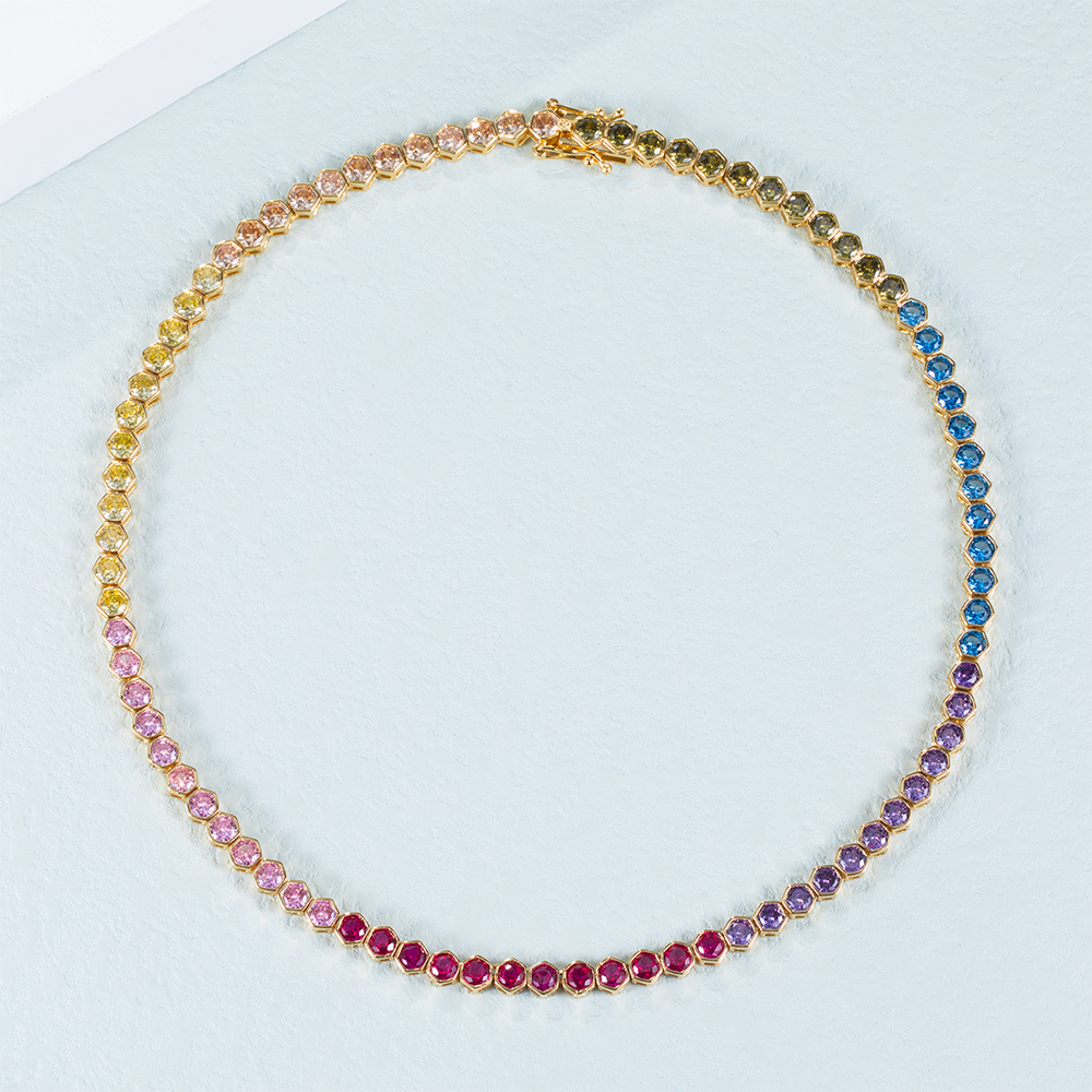 4mm Rainbow Hexagon Link Chain in Gold