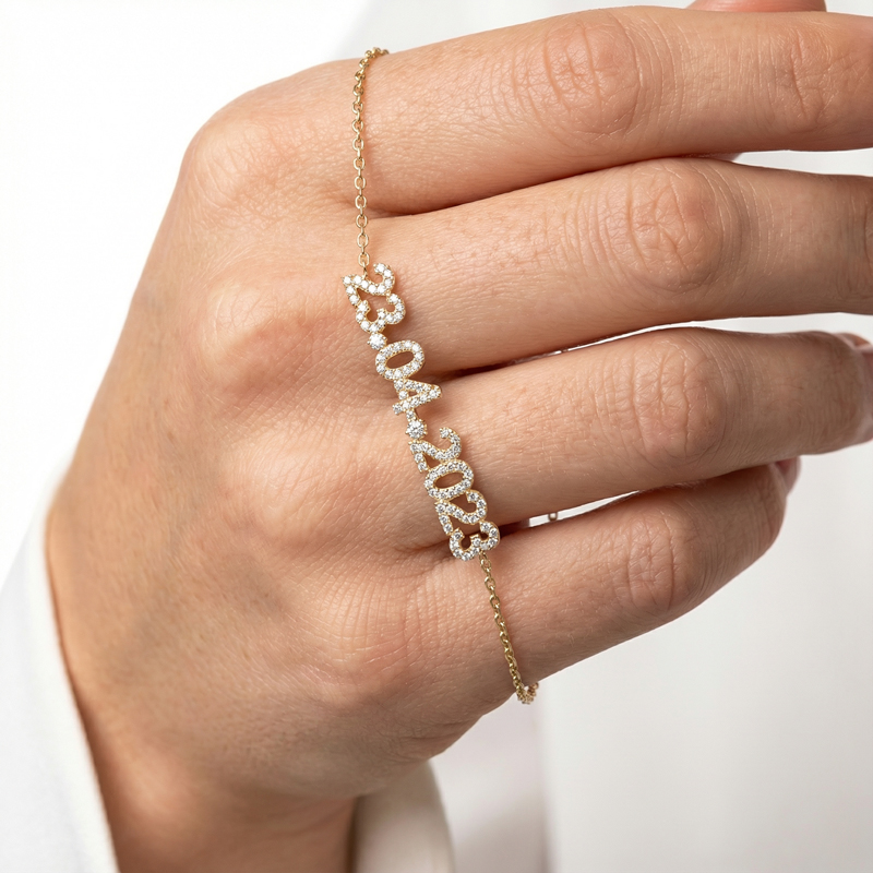 Customized Date or Initials Bracelet Customized Date or Initials Bracelet