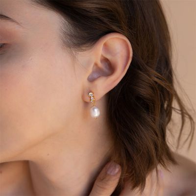 Dangling Pearl Diamond Earrings