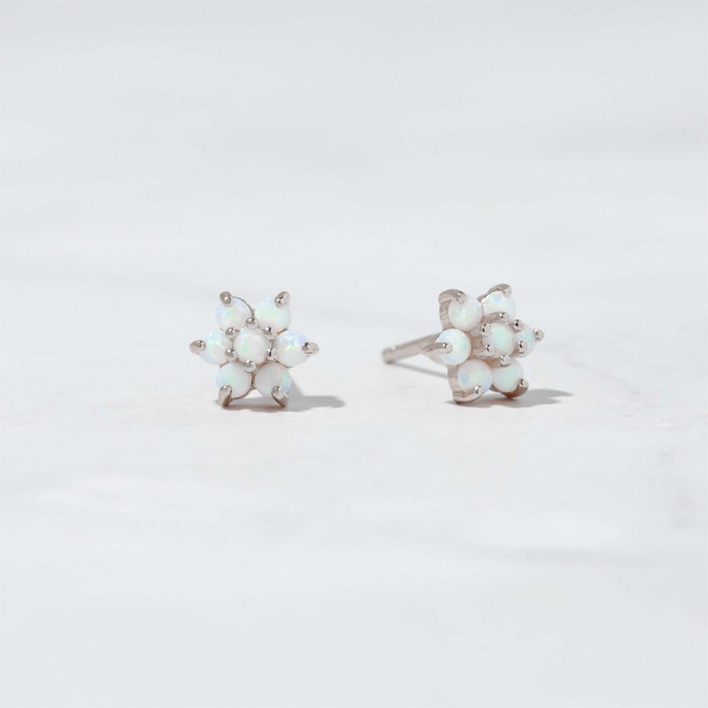 Flower opal stud earrings