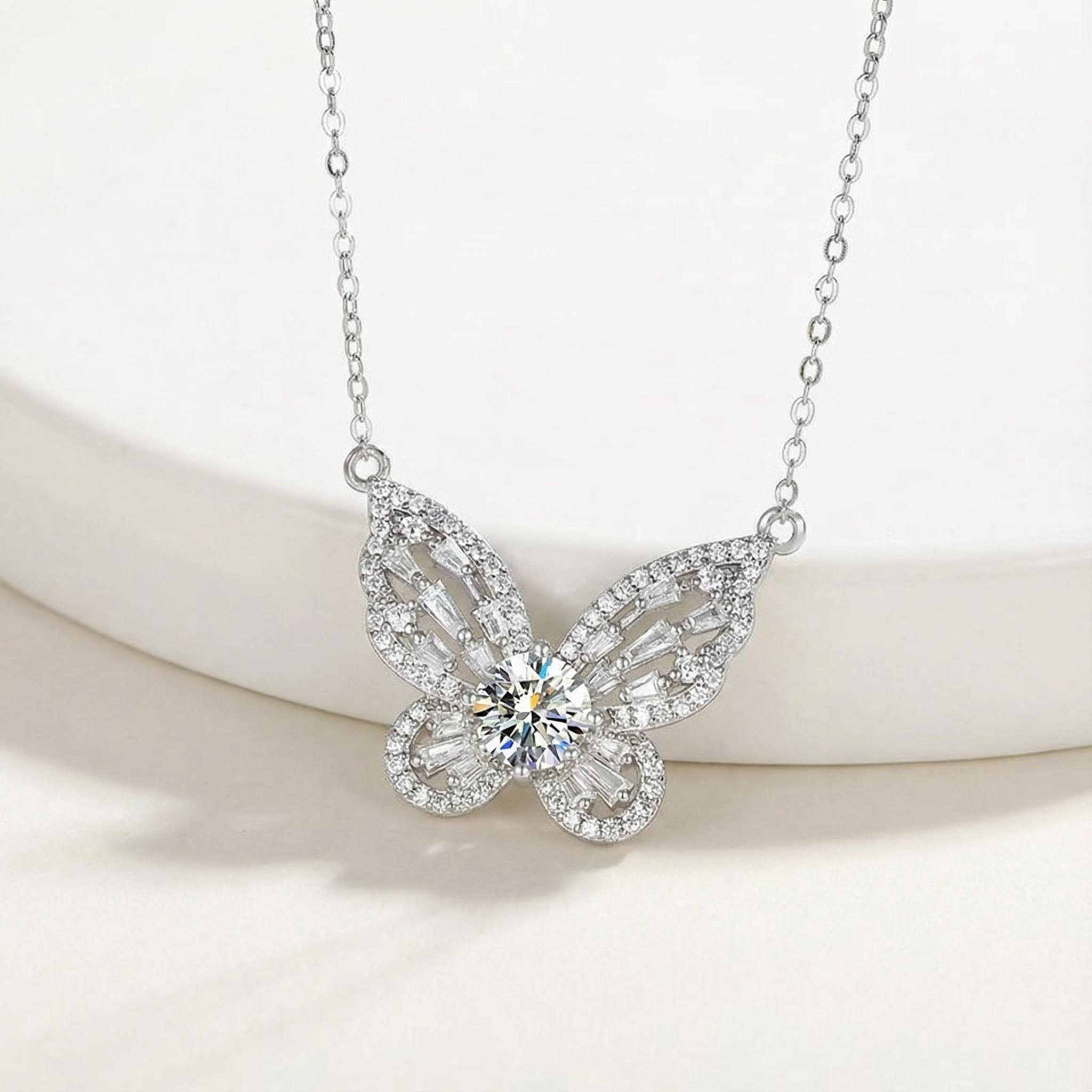 S925 Silver Diamond Hollow Butterfly Necklace S925 Silver Diamond Hollow Butterfly Necklace
