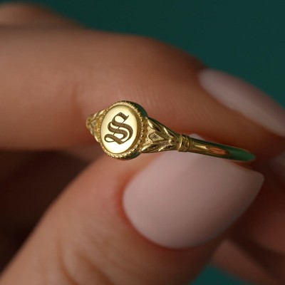 Vintage Gothic Initial Signet Ring
