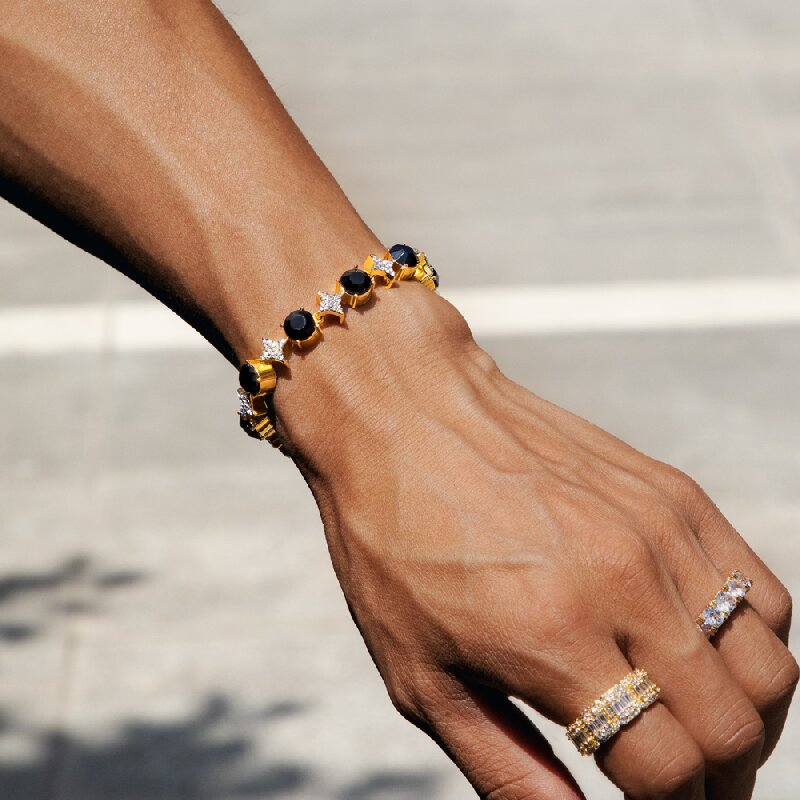 8mm Black Stone Quadrangular Star Necklace & Bracelet Set in Gold