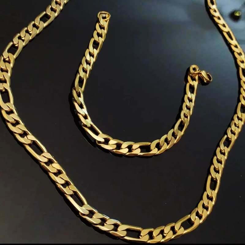 10mm Figaro Chain and Bracelet Set in Gold