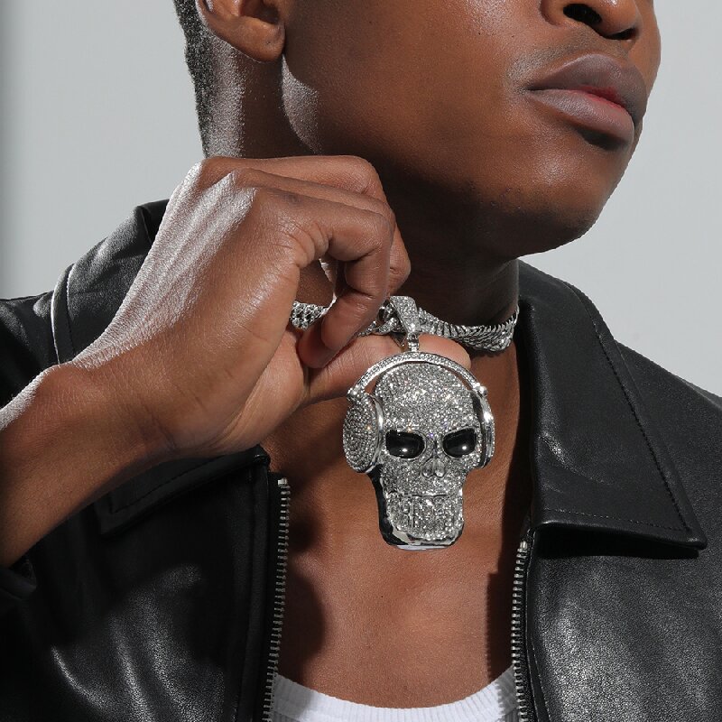 Iced Out Headphone Skull Pendant & 13mm 18inch Cuban Chian Set