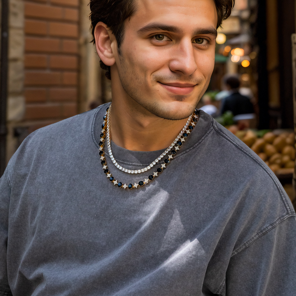 8mm Black Stone Quadrangular Star Necklace in Gold