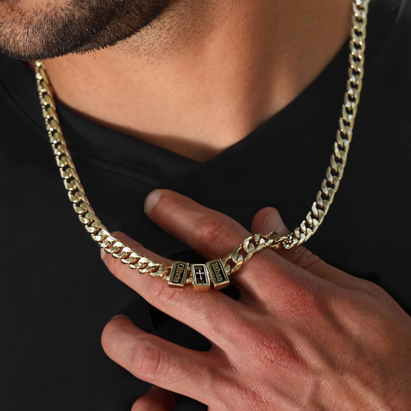 8mm Custom Family Names Cuban Chain 8mm Custom Family Names Cuban Chain