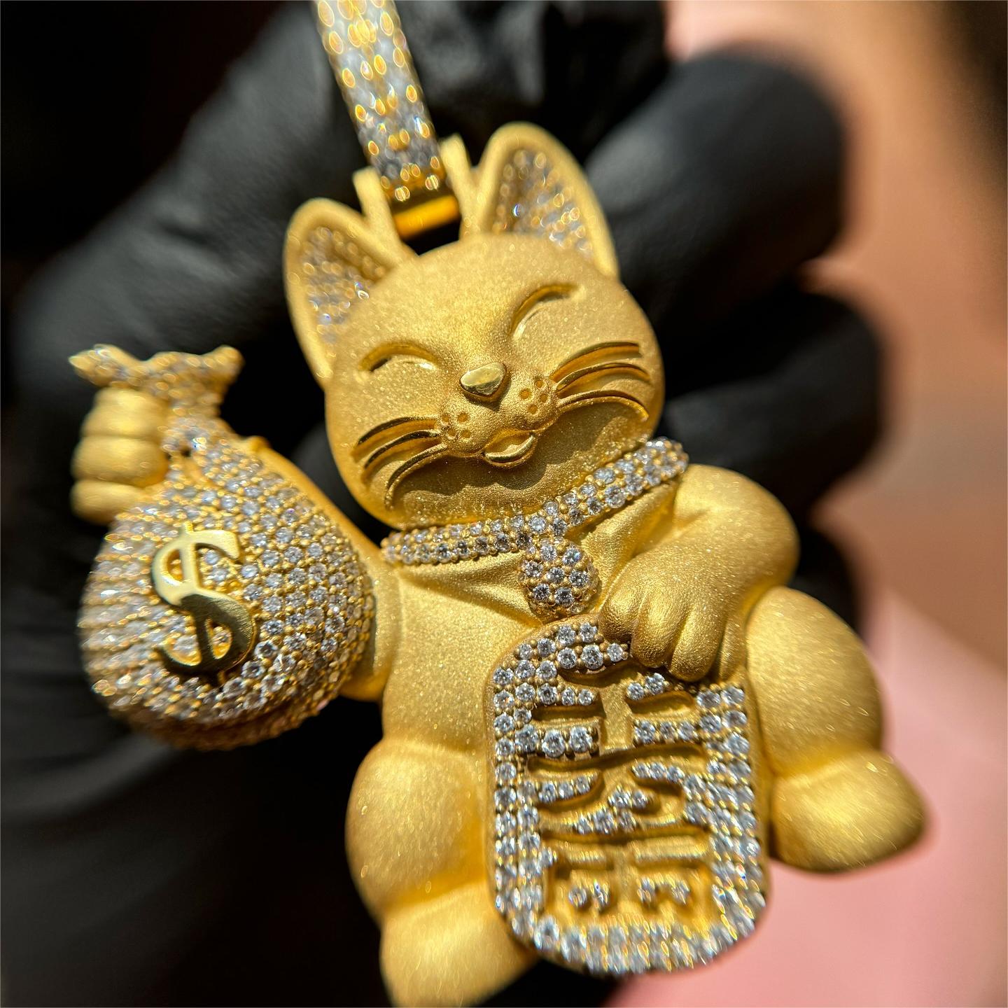 Maneki-neko with a Iced money bag pendant in 18K gold plated